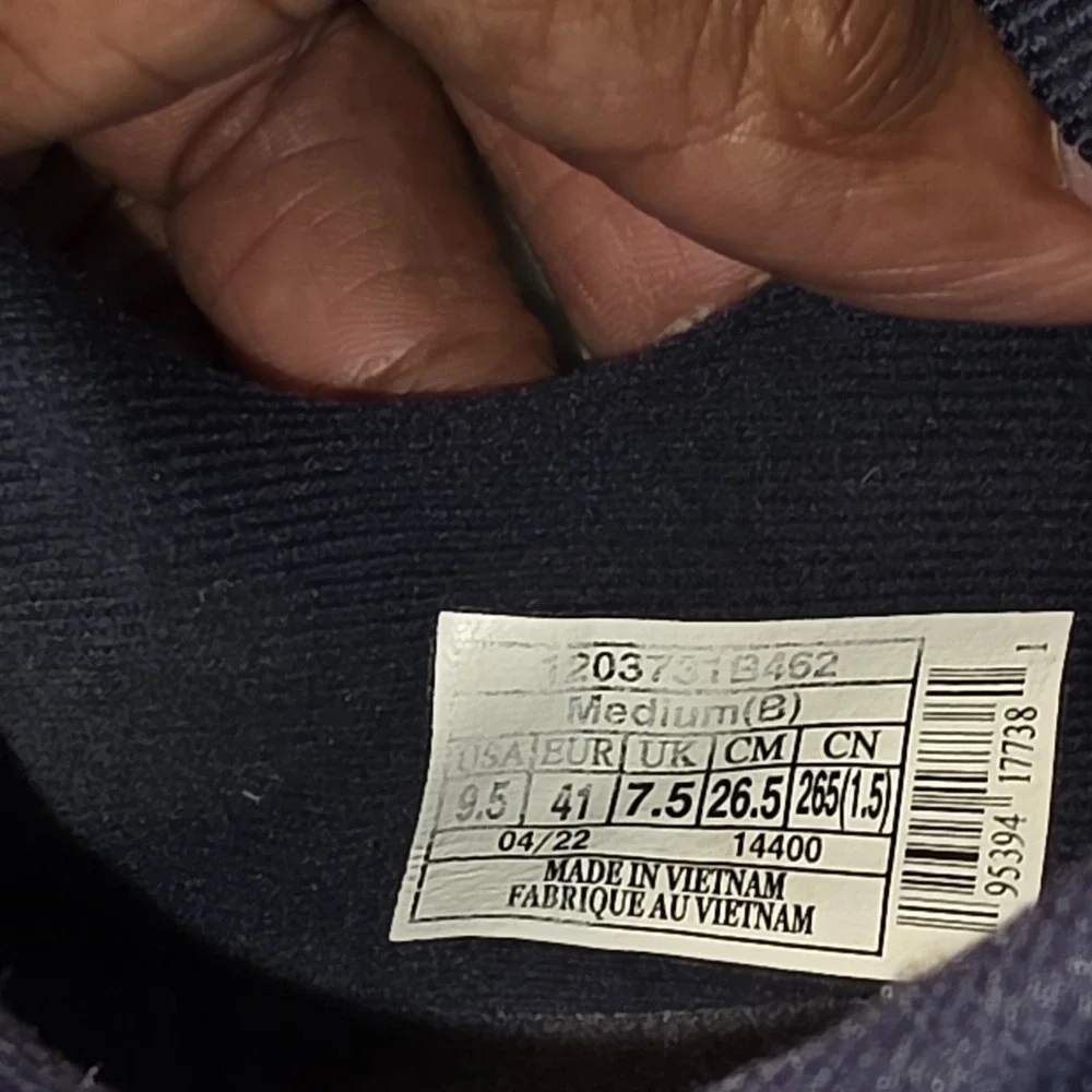Size 9.5 - Brooks Launch 9 Blue Multi W